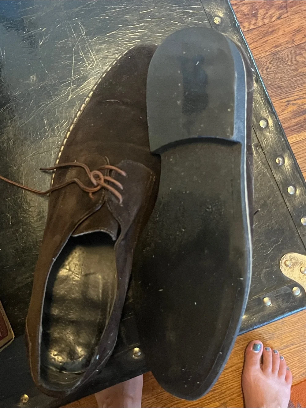 Men's Brown Suede Derby Shoes - Classic Lace-Up Style